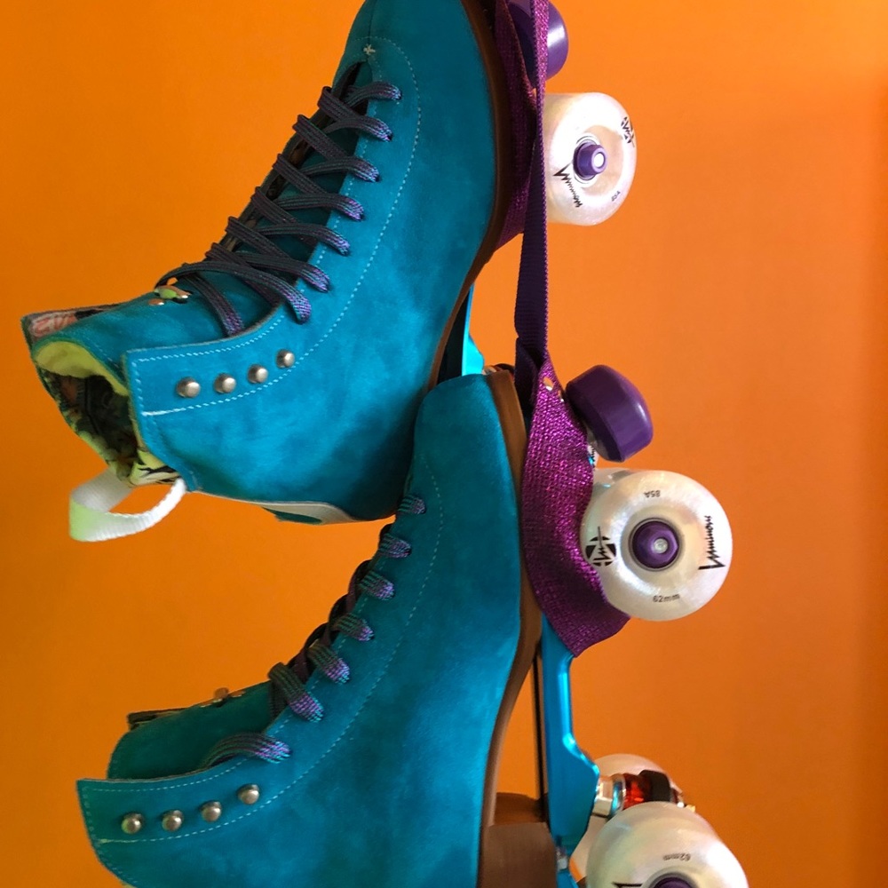 Meet your Posher, Robin